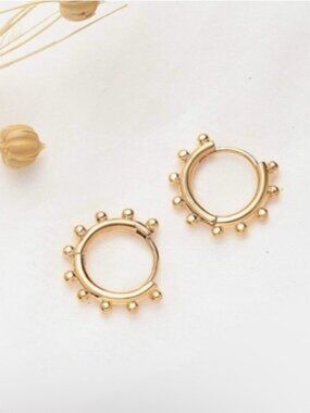 Gold Dot Detail Hoop Earrings
